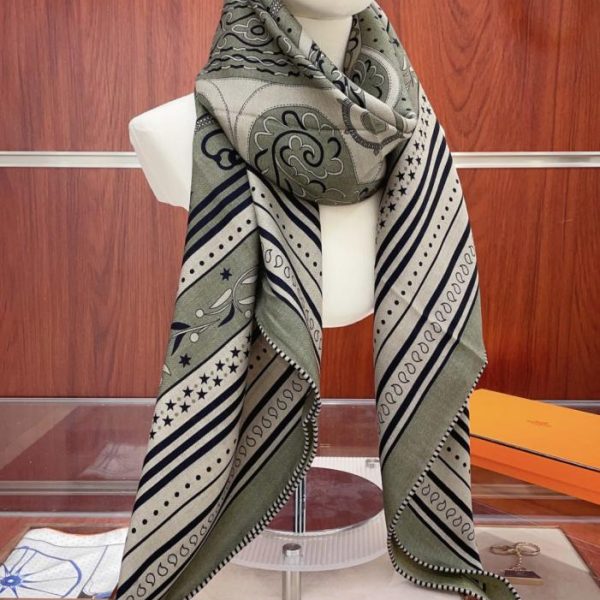 replica,repliche,fake,1:1,earrings,bracelet,ring,jewelry Fazzoletto in cashmere Hermès Amazonian Celebration (UNXM0)
