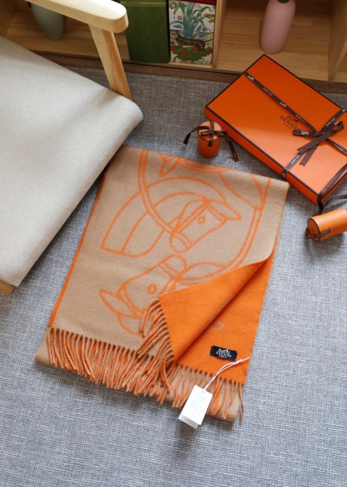 replica,repliche,fake,1:1,earrings,bracelet,ring,jewelry Scialle Hermes a doppia faccia con testa di cavallo, jacquard extra spesso a doppia faccia (2R9ER) replica,repliche,fake,1:1,earrings,bracelet,ring,jewelry Scialle Hermes a doppia faccia con testa di cavallo, jacquard extra spesso a doppia faccia (2R9ER)