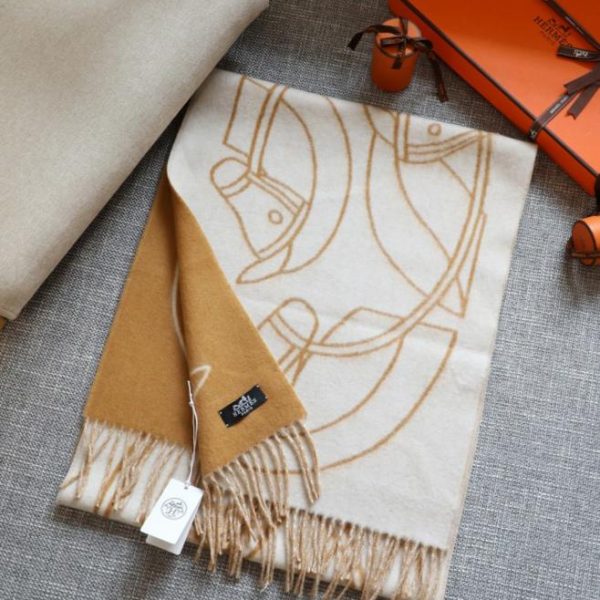 replica,repliche,fake,1:1,earrings,bracelet,ring,jewelry Scialle Hermes a doppia faccia con testa di cavallo, jacquard doppia faccia spesso (GNM56)