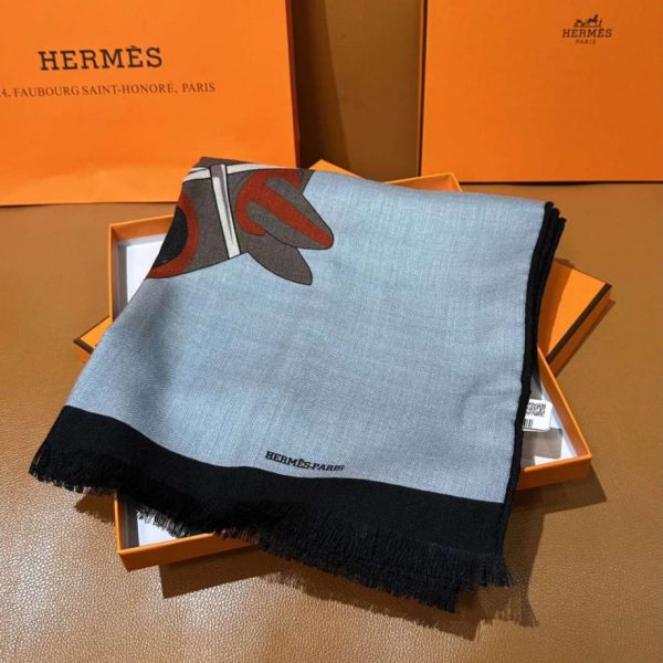 replica,repliche,fake,1:1,earrings,bracelet,ring,jewelry Sciarpa lunga in velluto Hermes, reversibile, di alta qualità, colore tono su tono (X6T3H)