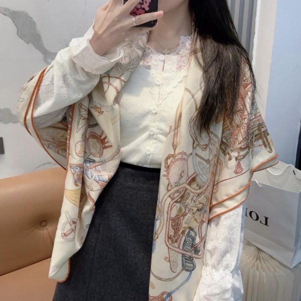 replica,repliche,fake,1:1,earrings,bracelet,ring,jewelry Sciarpa quadrata reversibile in cashmere Hermès dello stesso colore (B923F)