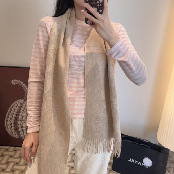 replica,repliche,fake,1:1,earrings,bracelet,ring,jewelry Sciarpa reversibile Hermès, 100% pelle di agnello (KC6FT)