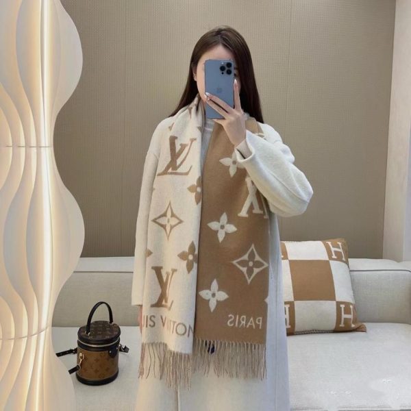 replica,repliche,fake,1:1,earrings,bracelet,ring,jewelry Sciarpa Louis Vuitton Classic New Milk Tea Color (O1VS2)