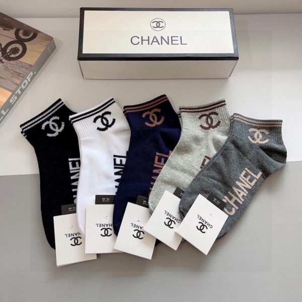 replica,repliche,fake,1:1,earrings,bracelet,ring,jewelry (5 paia per scatola) I nuovi calzini di alta gamma di Chanel, design con lettere, stesso stile di quelli delle boutique, calzini da barca, marchio di design per l’uso quotidiano (CJK1E)