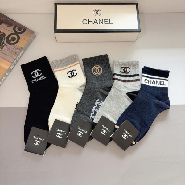 replica,repliche,fake,1:1,earrings,bracelet,ring,jewelry (5 paia per scatola) Calzini da uomo Chanel a metà polpaccio, in puro cotone (13NQR)