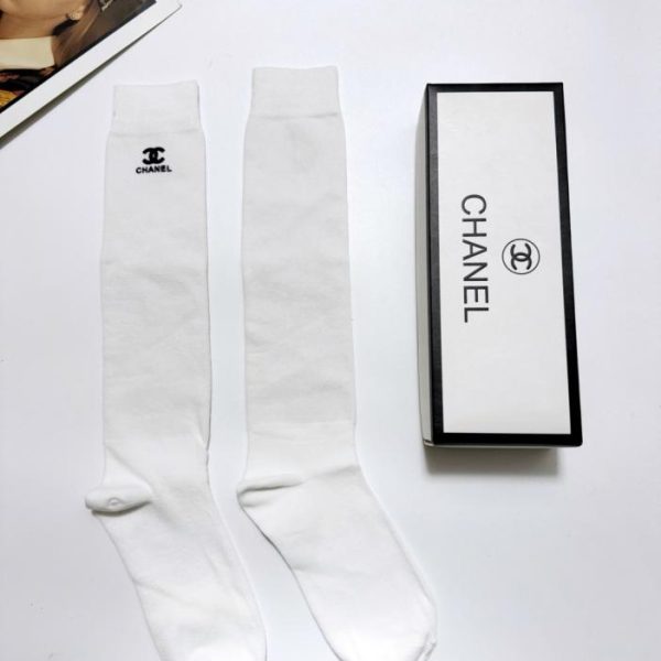 replica,repliche,fake,1:1,earrings,bracelet,ring,jewelry [Un paio per scatola] Calzini lunghi fino al ginocchio in puro cotone con logo Chanel Classic Double C (5BGVX)