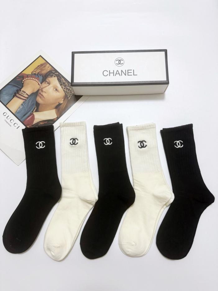 replica,repliche,fake,1:1,earrings,bracelet,ring,jewelry 【5 paia per scatola】 Calzini classici Chanel in cotone con logo ricamato a metà polpaccio (YSNZ3) replica,repliche,fake,1:1,earrings,bracelet,ring,jewelry 【5 paia per scatola】 Calzini classici Chanel in cotone con logo ricamato a metà polpaccio (YSNZ3)