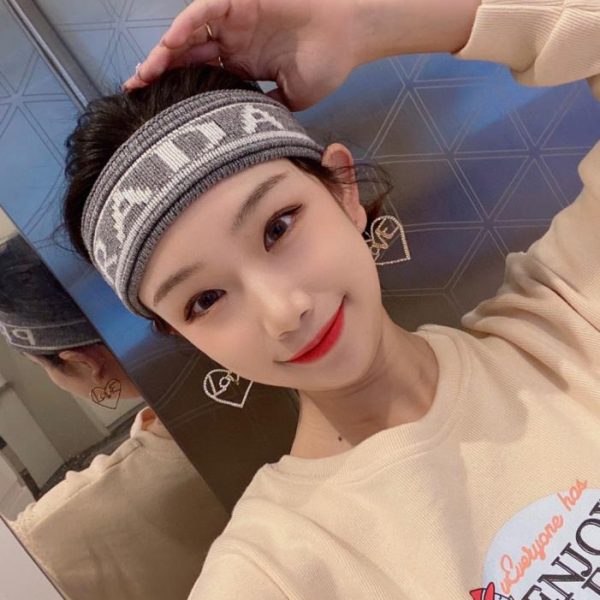 replica,repliche,fake,1:1,earrings,bracelet,ring,jewelry Fasce per capelli PRADA autentiche dal sito ufficiale, tra cui fasce per il fitness e fasce per lo styling (B7NLL).