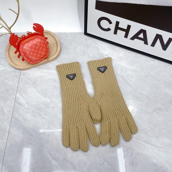 replica,repliche,fake,1:1,earrings,bracelet,ring,jewelry I nuovi guanti di lana di Prada (ILCJ2)