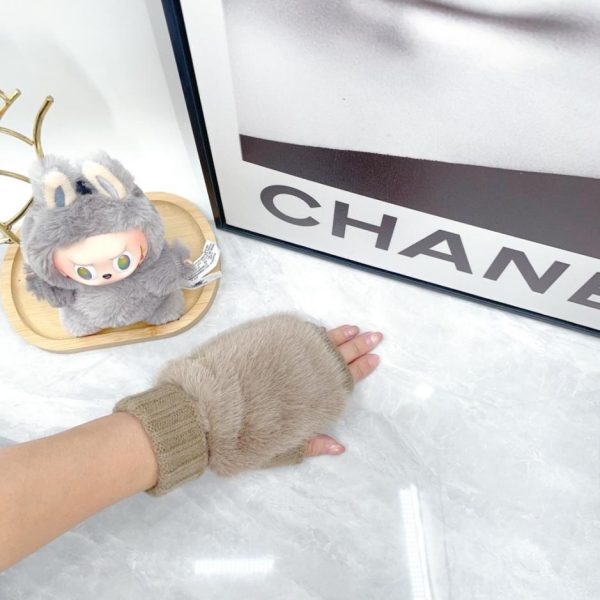 replica,repliche,fake,1:1,earrings,bracelet,ring,jewelry Guanti corti in pelliccia di coniglio Chanel autunno/inverno (X6ZFC)
