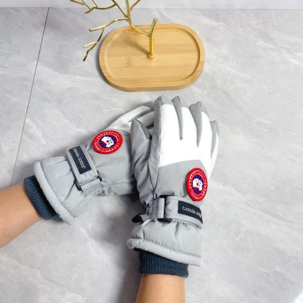 replica,repliche,fake,1:1,earrings,bracelet,ring,jewelry Guanti da sci impermeabili Canada Goose (ODMC0)