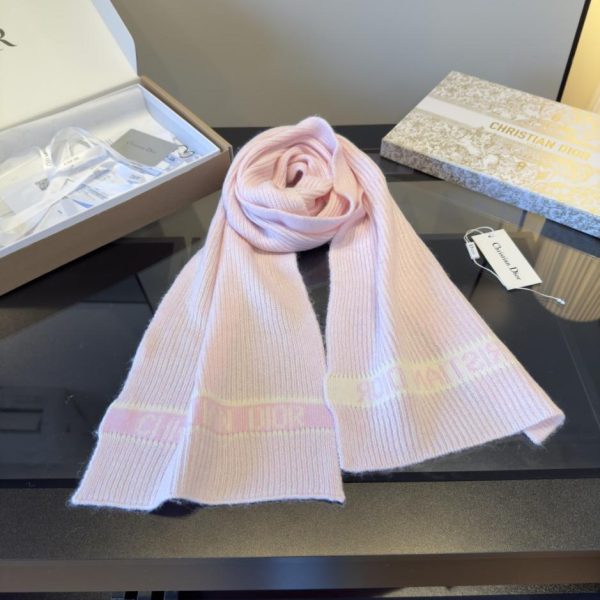 replica,repliche,fake,1:1,earrings,bracelet,ring,jewelry Dior Autunno/Inverno: Nuovi arrivi in ​​maglia con stampa di lettere (254ZW)