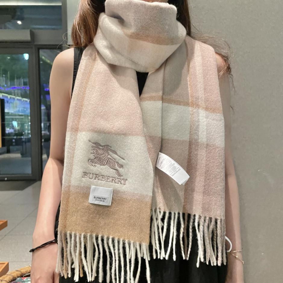 replica,repliche,fake,1:1,earrings,bracelet,ring,jewelry Sciarpe Burberry Fashion per uomo e donna (LCGYF) replica,repliche,fake,1:1,earrings,bracelet,ring,jewelry Sciarpe Burberry Fashion per uomo e donna (LCGYF)
