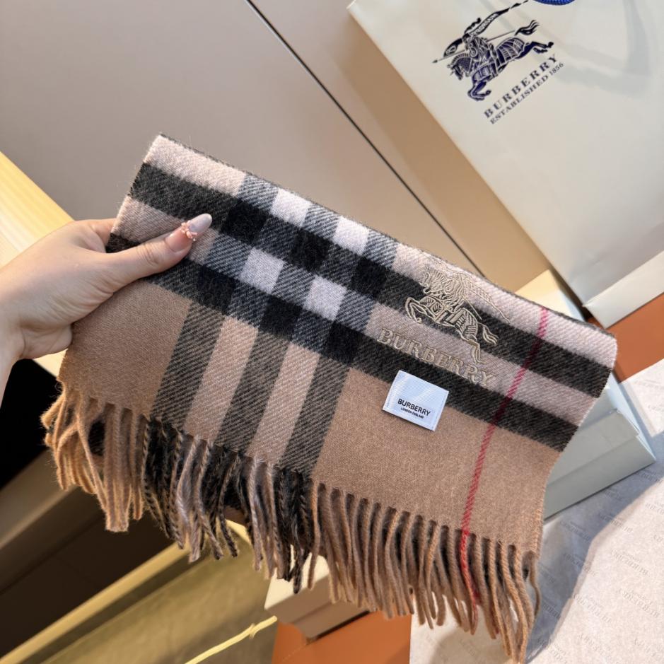 replica,repliche,fake,1:1,earrings,bracelet,ring,jewelry Sciarpa lunga in cashmere con motivo a quadri classici Burberry (N6YWM) replica,repliche,fake,1:1,earrings,bracelet,ring,jewelry Sciarpa lunga in cashmere con motivo a quadri classici Burberry (N6YWM)