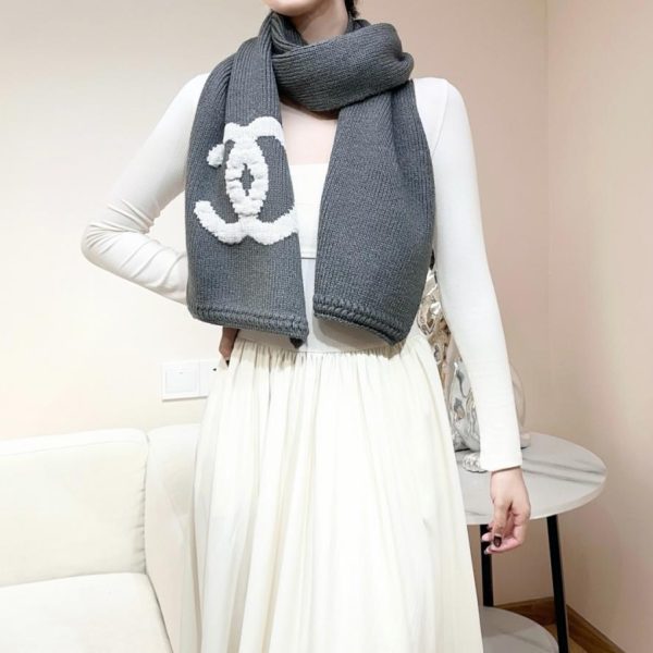 replica,repliche,fake,1:1,earrings,bracelet,ring,jewelry Nuovi arrivi autunno/inverno Chanel – Sciarpa in cashmere (9I3IJ)
