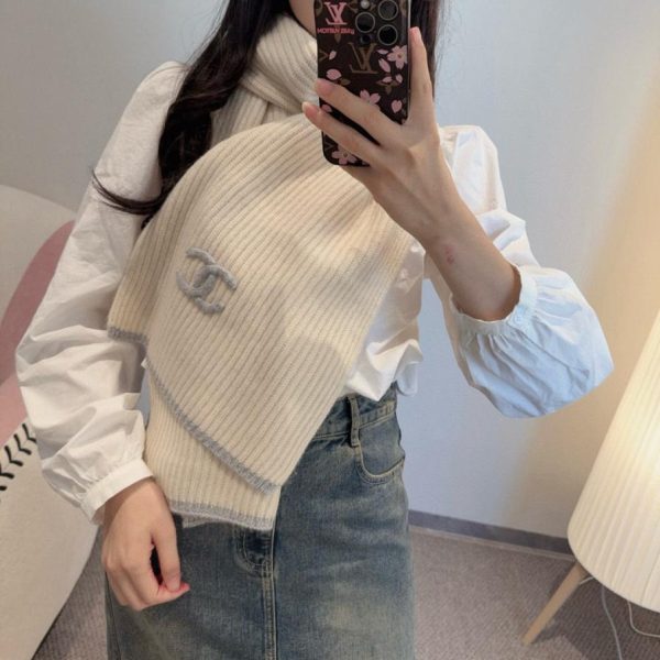 replica,repliche,fake,1:1,earrings,bracelet,ring,jewelry Sciarpa lunga in maglia di cashmere ricamata Chanel autunno/inverno (SZY7J)