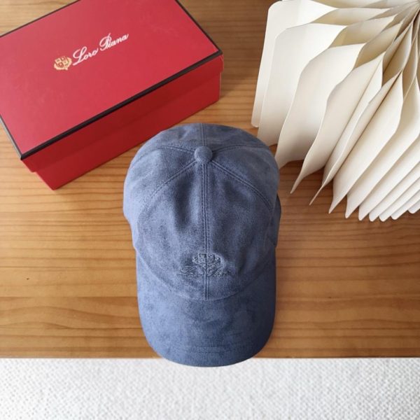 replica,repliche,fake,1:1,earrings,bracelet,ring,jewelry Cappellino da baseball in pelle scamosciata di alta qualità Loro Piana (4KQ4E)