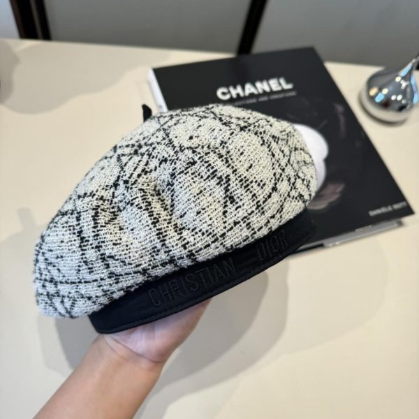 replica,repliche,fake,1:1,earrings,bracelet,ring,jewelry Il nuovo basco di Dior (W9M4H)