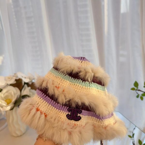 replica,repliche,fake,1:1,earrings,bracelet,ring,jewelry Cappello da pescatore CHANEL con trecce in maglia (Y3KD4)