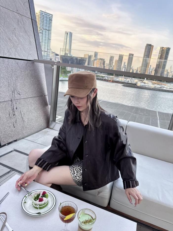 replica,repliche,fake,1:1,earrings,bracelet,ring,jewelry Cappellino newsboy in pelle scamosciata Autunno/Inverno GUCCI (JYMYN) replica,repliche,fake,1:1,earrings,bracelet,ring,jewelry Cappellino newsboy in pelle scamosciata Autunno/Inverno GUCCI (JYMYN)