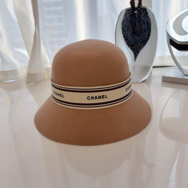 CHANEL Autunno/Inverno Nuovo ed elegante cappello da pescatore, 100% feltro di lana (Q46C2)