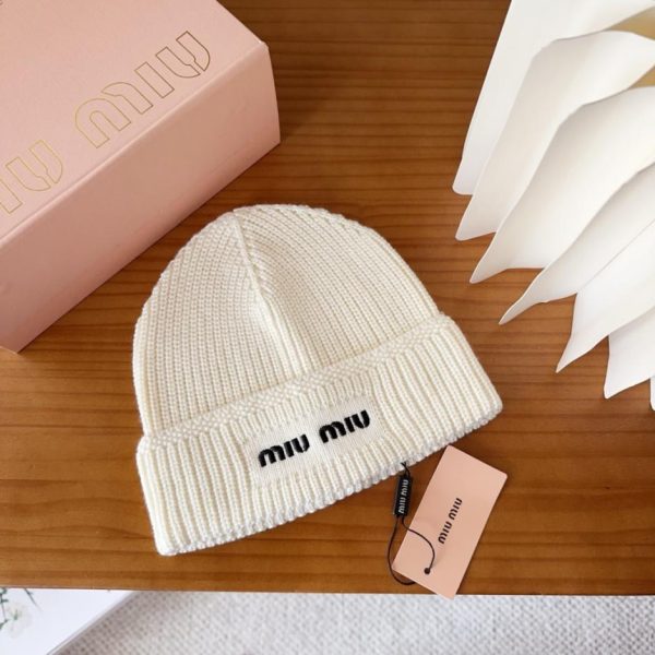 replica,repliche,fake,1:1,earrings,bracelet,ring,jewelry Cappello lavorato a maglia della boutique MIUMIU, colore classico, stile unisex (YL53J)