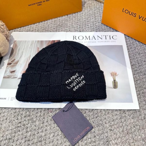 replica,repliche,fake,1:1,earrings,bracelet,ring,jewelry Berretto lavorato a maglia Louis Vuitton, stile unisex (WQA25)
