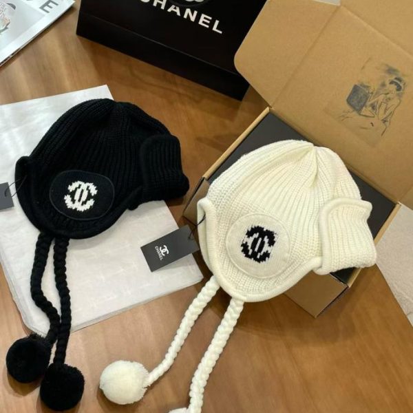 replica,repliche,fake,1:1,earrings,bracelet,ring,jewelry Cappello CHANEL 25N Lei Feng Cappello lavorato a maglia con paraorecchie (NGVLY)