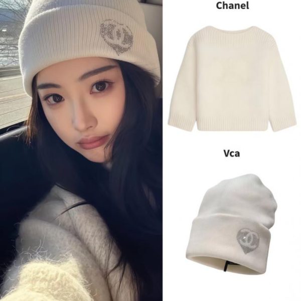 replica,repliche,fake,1:1,earrings,bracelet,ring,jewelry Berretto in maglia con logo doppia C e strass a forma di cuore CHANEL – Uno stile popolare (5DWZ5)