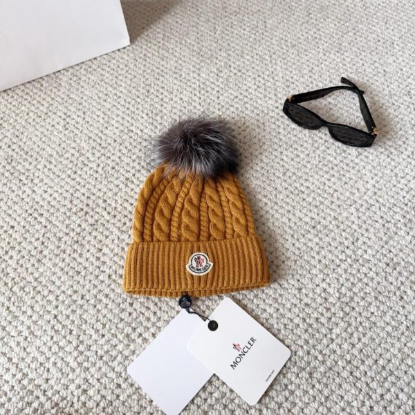 replica,repliche,fake,1:1,earrings,bracelet,ring,jewelry Cappello in maglia di lana da donna Moncler autunno/inverno con morbida e calda texture in cashmere (3XJYK)