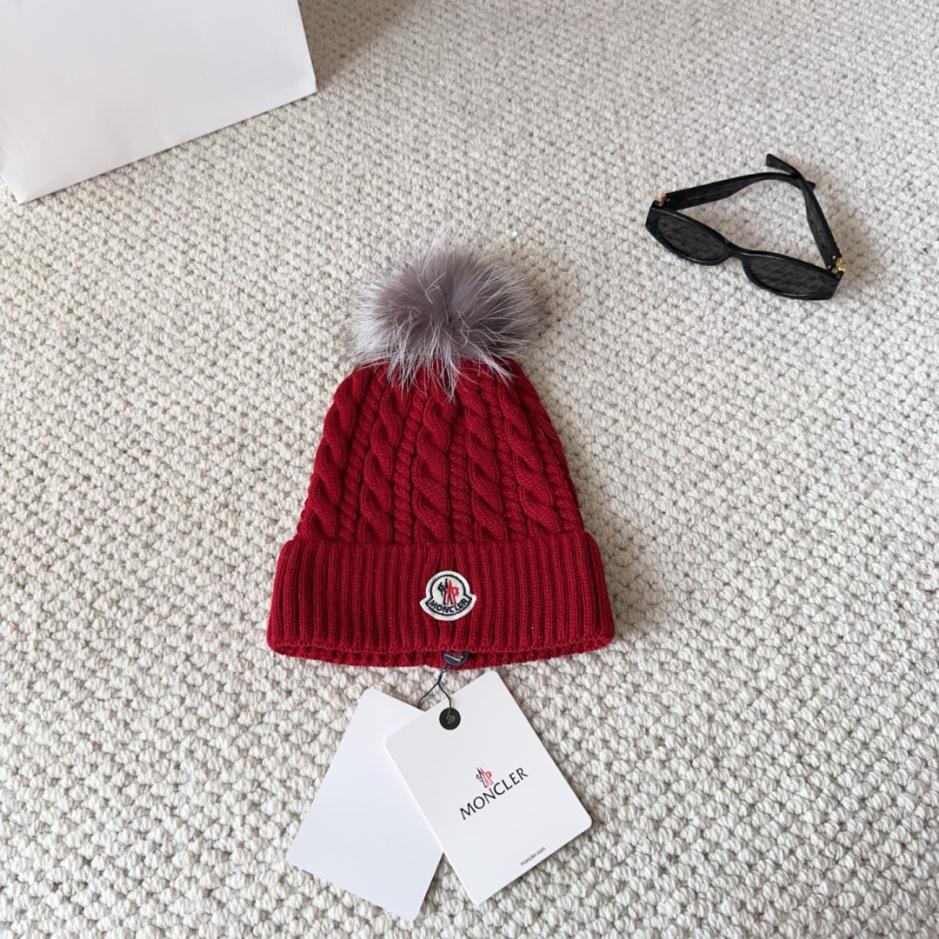 replica,repliche,fake,1:1,earrings,bracelet,ring,jewelry Cappello in maglia di lana da donna Moncler autunno/inverno con morbida e calda texture in cashmere (L9G64) replica,repliche,fake,1:1,earrings,bracelet,ring,jewelry Cappello in maglia di lana da donna Moncler autunno/inverno con morbida e calda texture in cashmere (L9G64)
