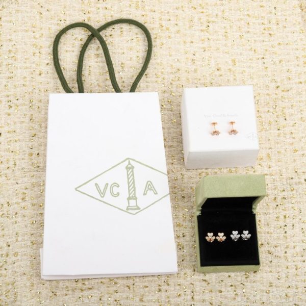 replica,repliche,fake,1:1,earrings,bracelet,ring,jewelry Contatore / Mini orecchini Clover con diamanti, disponibili nella versione personalizzata in oro vero 18 carati e diamanti! (RTSYU)