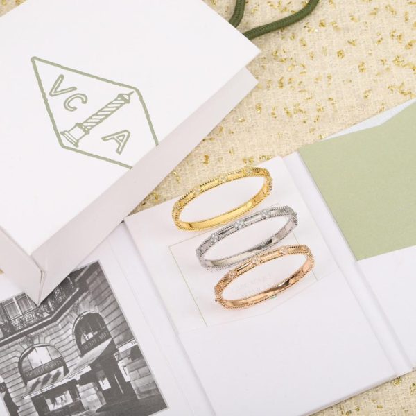 replica,repliche,fake,1:1,earrings,bracelet,ring,jewelry Contatore / Bracciale stretto Van Cleef & Arpels V Gold Kaleidoscope, personalizzabile con vero oro e diamanti (T9XKA).