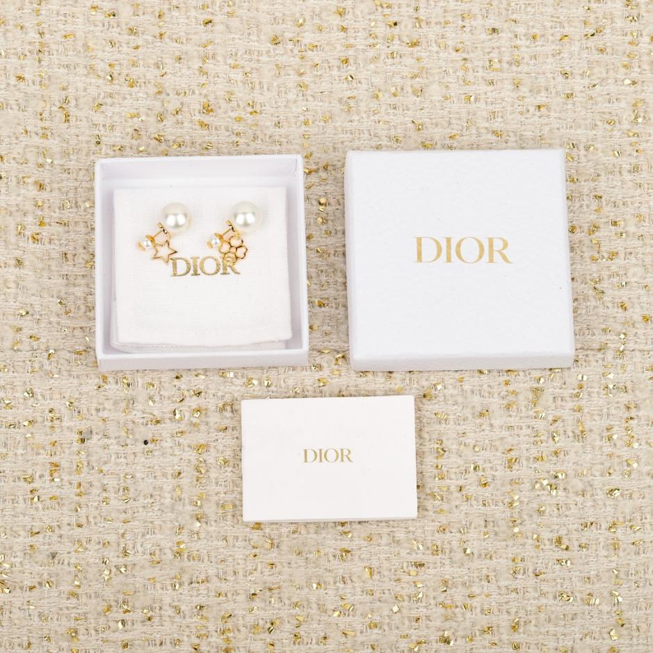replica,repliche,fake,1:1,earrings,bracelet,ring,jewelry Contatore / 【Orecchini asimmetrici Dior con perle e stella a cinque punte e motivo a quadrifoglio】(UM7OZ) replica,repliche,fake,1:1,earrings,bracelet,ring,jewelry Contatore / 【Orecchini asimmetrici Dior con perle e stella a cinque punte e motivo a quadrifoglio】(UM7OZ)