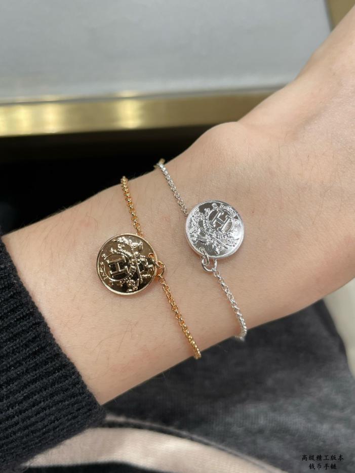 replica,repliche,fake,1:1,earrings,bracelet,ring,jewelry Contatore / Bracciale Hermes con monete in oro V (T7HV5) replica,repliche,fake,1:1,earrings,bracelet,ring,jewelry Contatore / Bracciale Hermes con monete in oro V (T7HV5)