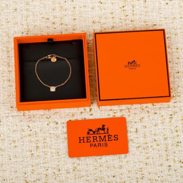 replica,repliche,fake,1:1,earrings,bracelet,ring,jewelry Contatore / Bracciale con diamanti quadrati, personalizzabile con oro vero e diamanti. Collana Chaine d’Ancre Verso (IEXQQ)