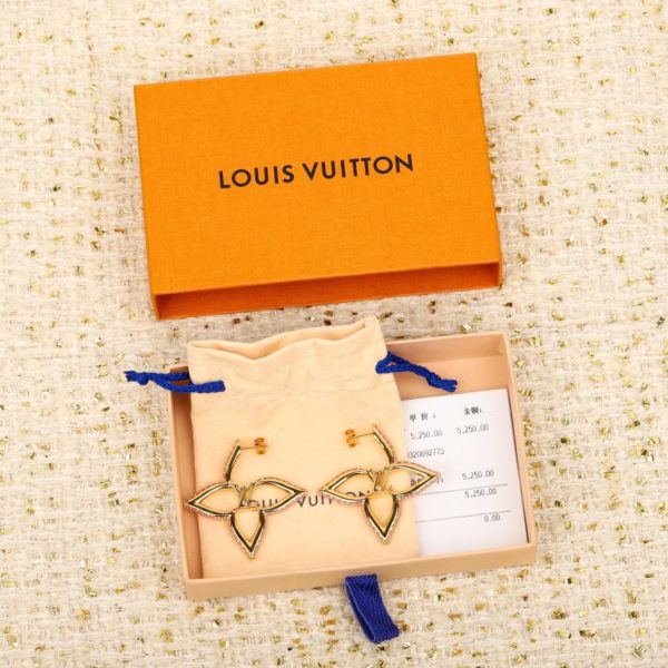 replica,repliche,fake,1:1,earrings,bracelet,ring,jewelry Contatore / 【Orecchini LV con quadrifoglio e diamanti rosa】I miei orecchini LV Heart (SL7S7)