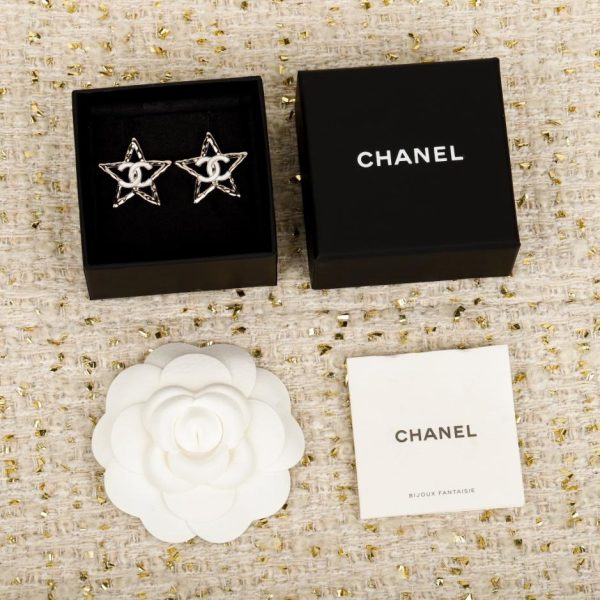 Contatore / 【Orecchini Chanel a forma di stella a cinque punte in smalto bianco】(MO98V)