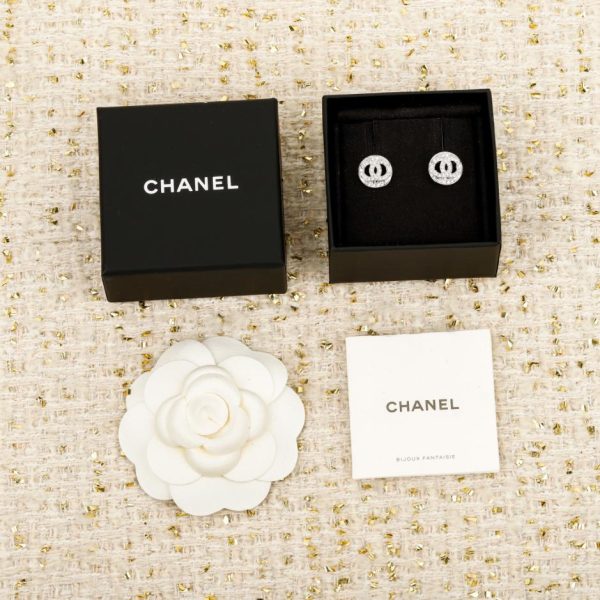 replica,repliche,fake,1:1,earrings,bracelet,ring,jewelry Contatore / 【Orecchini a bottone Chanel in argento con doppia C e diamanti interi】(3O92C)