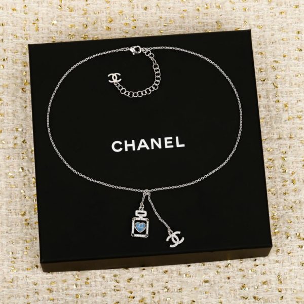Contatore / 【Collana Chanel con flacone di profumo a forma di cuore blu】(K30T6)