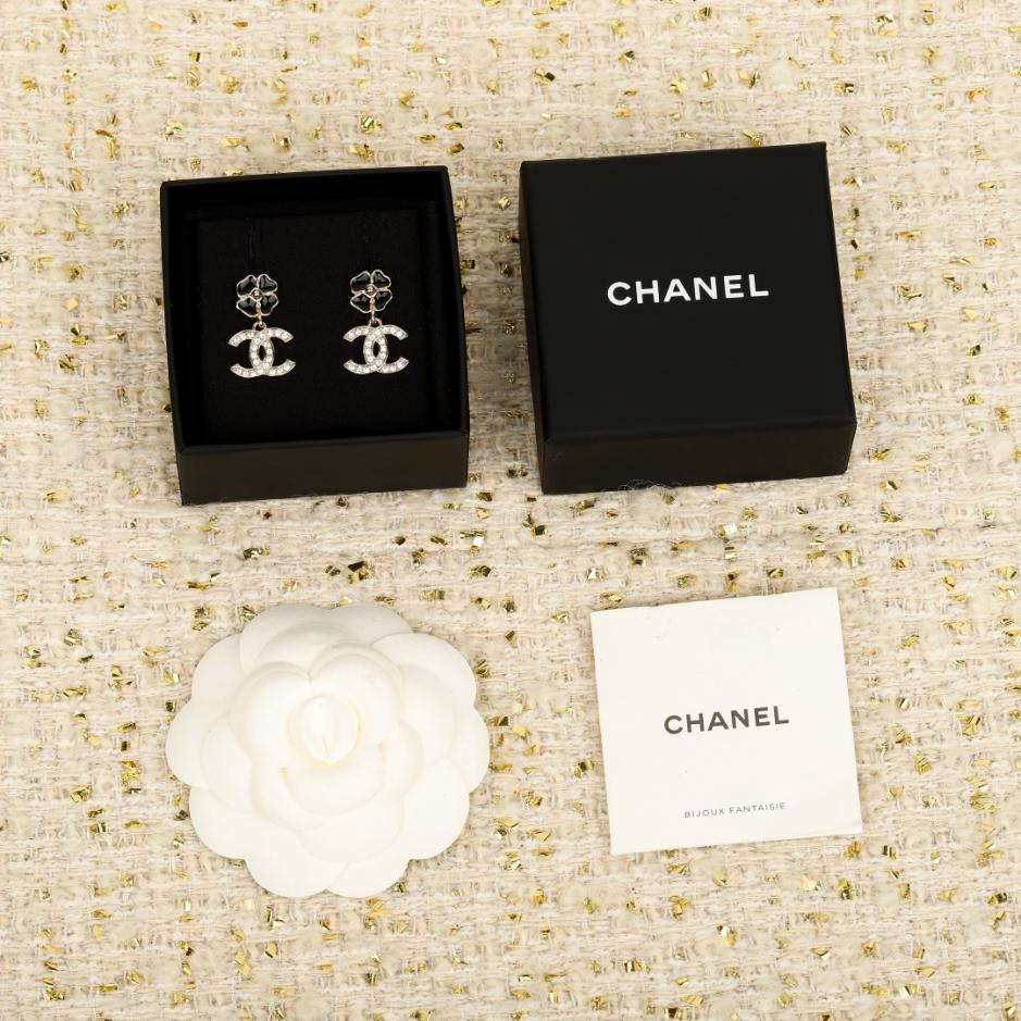 replica,repliche,fake,1:1,earrings,bracelet,ring,jewelry Contatore / 【Orecchini Chanel con pendente Camellia e doppia C】(L9ULN) replica,repliche,fake,1:1,earrings,bracelet,ring,jewelry Contatore / 【Orecchini Chanel con pendente Camellia e doppia C】(L9ULN)