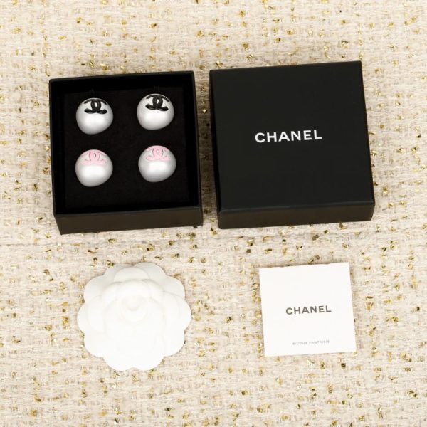replica,repliche,fake,1:1,earrings,bracelet,ring,jewelry Contatore / 【Orecchini a bottone Chanel con doppia C di perle nere e rosa】(596Y4)