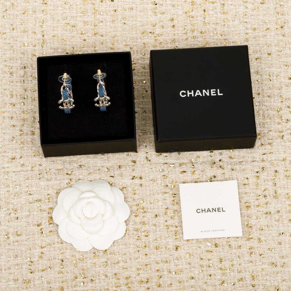 replica,repliche,fake,1:1,earrings,bracelet,ring,jewelry Contatore / 【Orecchini Chanel in pelle nera con catena in denim】25P (50660) replica,repliche,fake,1:1,earrings,bracelet,ring,jewelry Contatore / 【Orecchini Chanel in pelle nera con catena in denim】25P (50660)