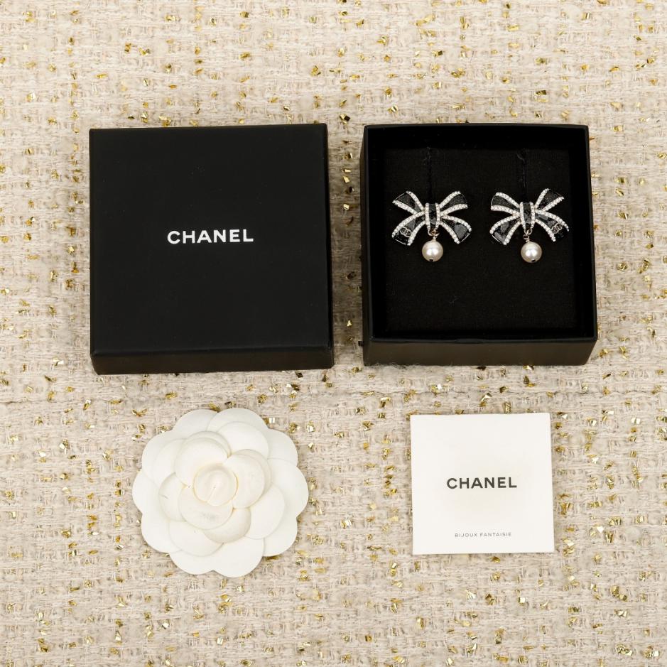 replica,repliche,fake,1:1,earrings,bracelet,ring,jewelry Contatore / 【Orecchini Chanel 25B con fiocco】(E5B9R) replica,repliche,fake,1:1,earrings,bracelet,ring,jewelry Contatore / 【Orecchini Chanel 25B con fiocco】(E5B9R)