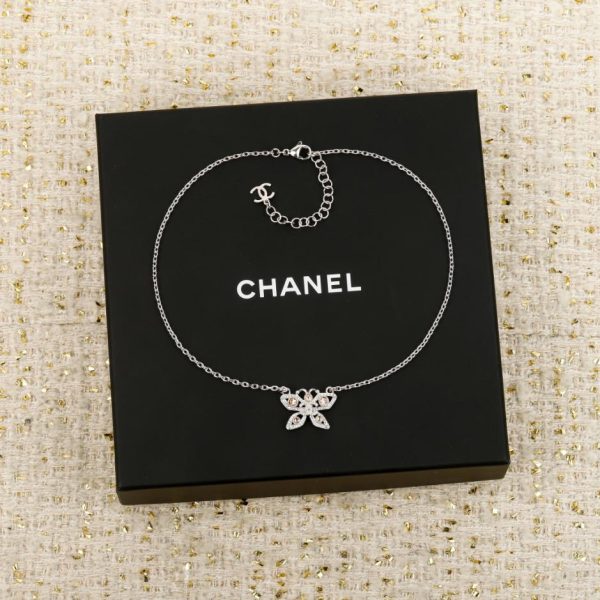 replica,repliche,fake,1:1,earrings,bracelet,ring,jewelry Contatore / 【Collana Chanel traforata con farfalla e doppia C】(UYNM1)