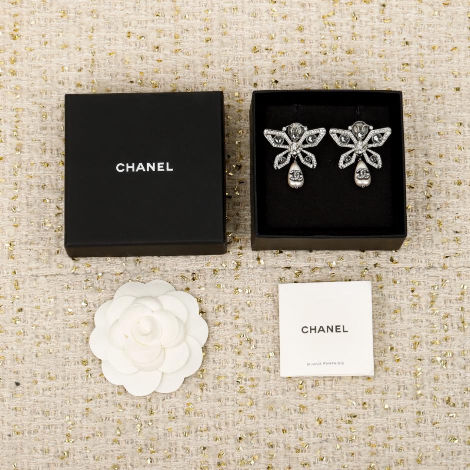 replica,repliche,fake,1:1,earrings,bracelet,ring,jewelry Contatore / 【Orecchini a clip Chanel con perle a forma di farfalla】(K0GMU) replica,repliche,fake,1:1,earrings,bracelet,ring,jewelry Contatore / 【Orecchini a clip Chanel con perle a forma di farfalla】(K0GMU)