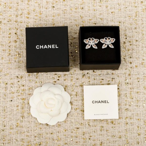 Contatore / 【Orecchini a bottone Chanel con doppia C e farfalla traforata】(QLS13)