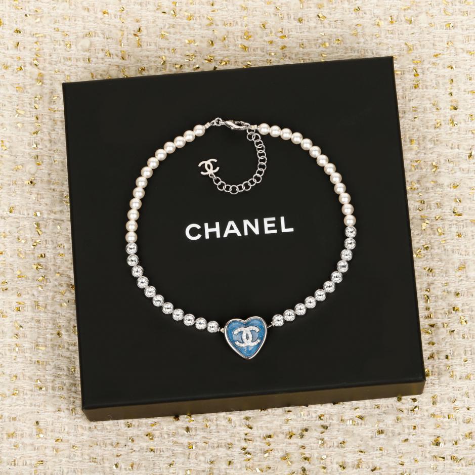 replica,repliche,fake,1:1,earrings,bracelet,ring,jewelry Contatore / Collana di perle a forma di cuore con strass Chanel (KMOEA) replica,repliche,fake,1:1,earrings,bracelet,ring,jewelry Contatore / Collana di perle a forma di cuore con strass Chanel (KMOEA)
