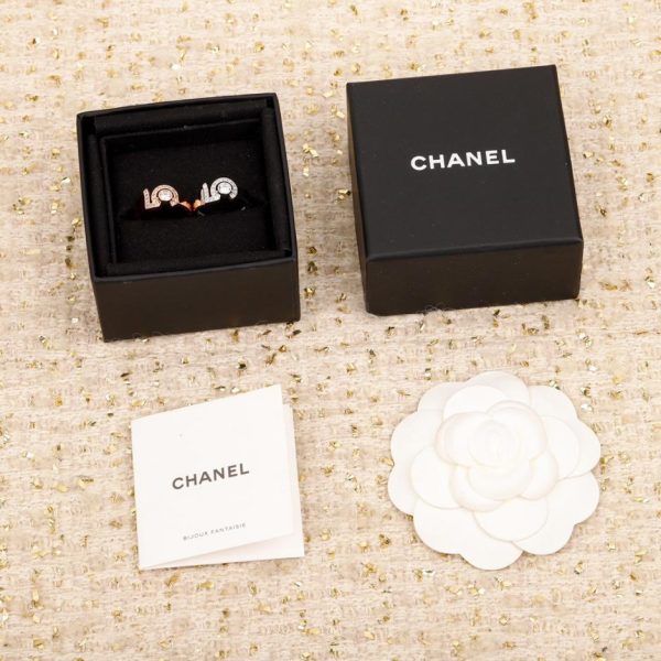 replica,repliche,fake,1:1,earrings,bracelet,ring,jewelry Contatore / Disponibili anelli personalizzati in oro e diamanti. [Anello Chanel New N°5 in oro bianco] Anello Eternal N°5 (QBKKZ)