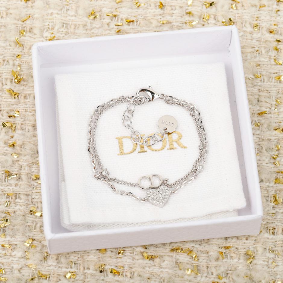 replica,repliche,fake,1:1,earrings,bracelet,ring,jewelry Bracciale Dior a doppio strato con cuore CD (SHYH6) replica,repliche,fake,1:1,earrings,bracelet,ring,jewelry Bracciale Dior a doppio strato con cuore CD (SHYH6)